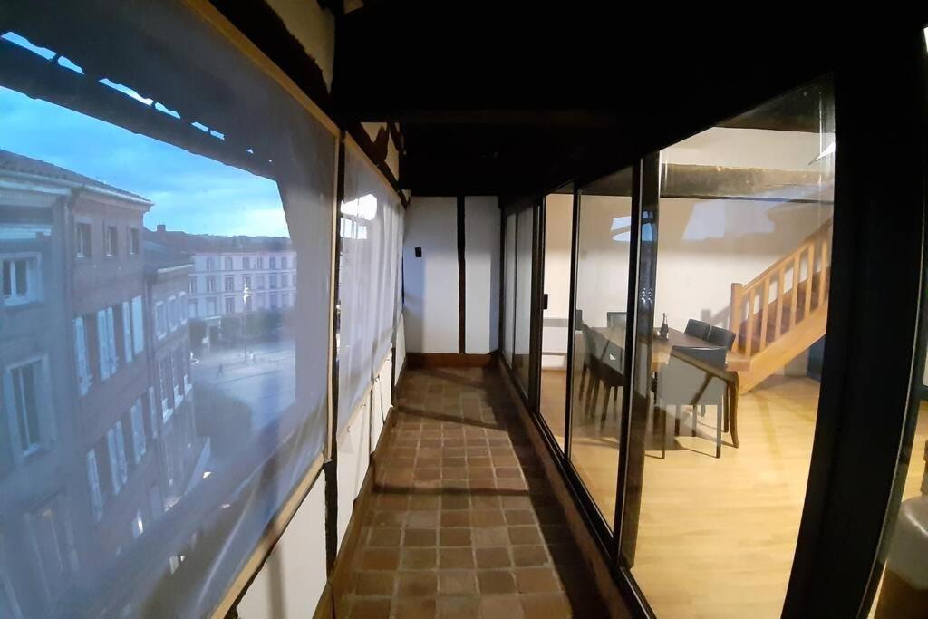 Appartement Exceptionnel 4 Etoiles Hyper Centre Albi 65 M2 Au 4Eme Etage Sans Ascenseur Avec Une Tour Du 12Eme Siecle Zewnętrze zdjęcie
